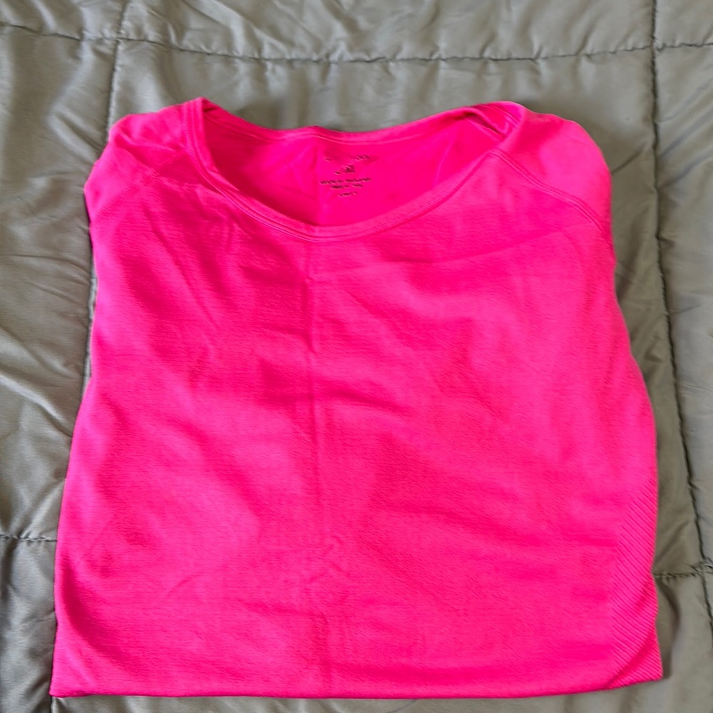 Koi  large/XL long sleeve tee